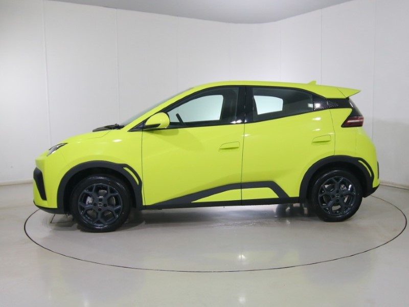 2025 (75) BYD DOLPHIN SURF 65kW Boost 43kWh 5dr Auto 4910903