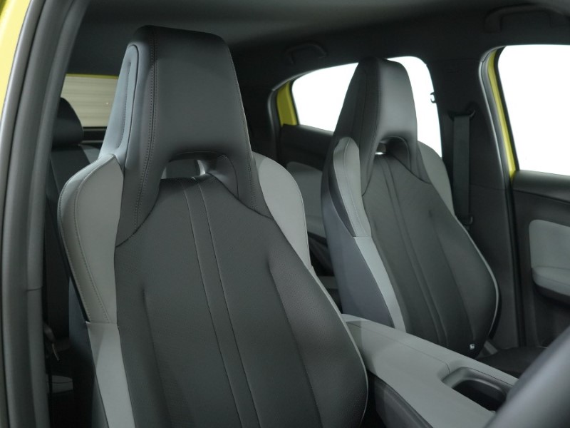 2025 (75) BYD DOLPHIN SURF 65kW Boost 43kWh 5dr Auto 4910921