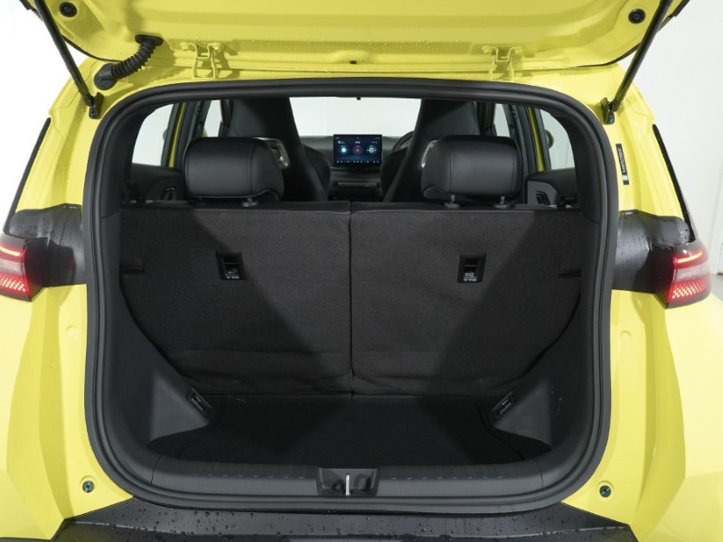 2025 (75) BYD DOLPHIN SURF 65kW Boost 43kWh 5dr Auto 4910910