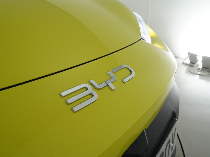 2025 (75) BYD DOLPHIN SURF 65kW Boost 43kWh 5dr Auto 4910920