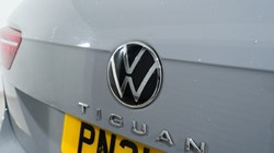 2021 (21) VOLKSWAGEN TIGUAN 1.5 TSI 150 Elegance 5dr DSG 4921488