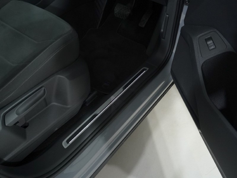 2021 (21) VOLKSWAGEN TIGUAN 1.5 TSI 150 Elegance 5dr DSG 4921494