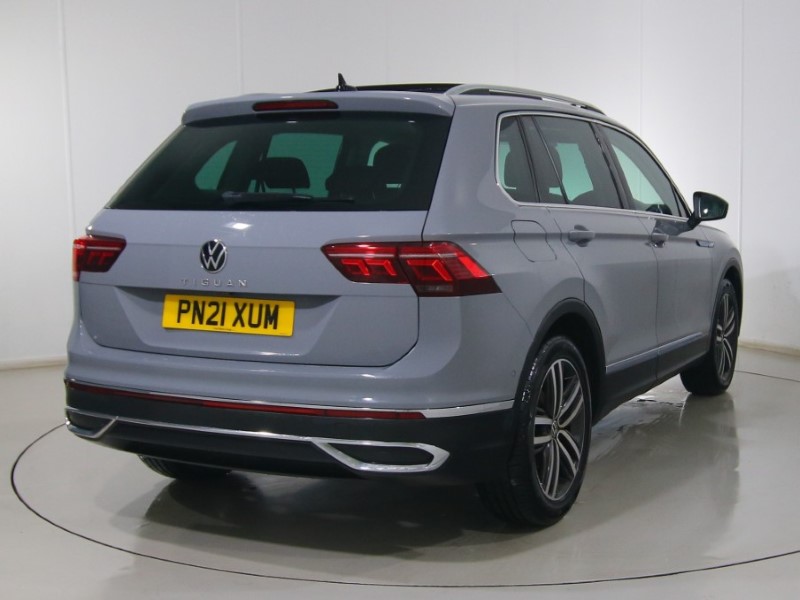 2021 (21) VOLKSWAGEN TIGUAN 1.5 TSI 150 Elegance 5dr DSG 4921543
