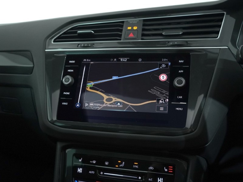 2021 (21) VOLKSWAGEN TIGUAN 1.5 TSI 150 Elegance 5dr DSG 4921515