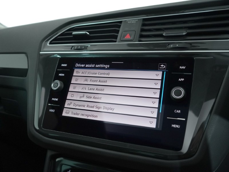 2021 (21) VOLKSWAGEN TIGUAN 1.5 TSI 150 Elegance 5dr DSG 4921528