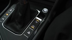 2021 (21) VOLKSWAGEN TIGUAN 1.5 TSI 150 Elegance 5dr DSG 4921520
