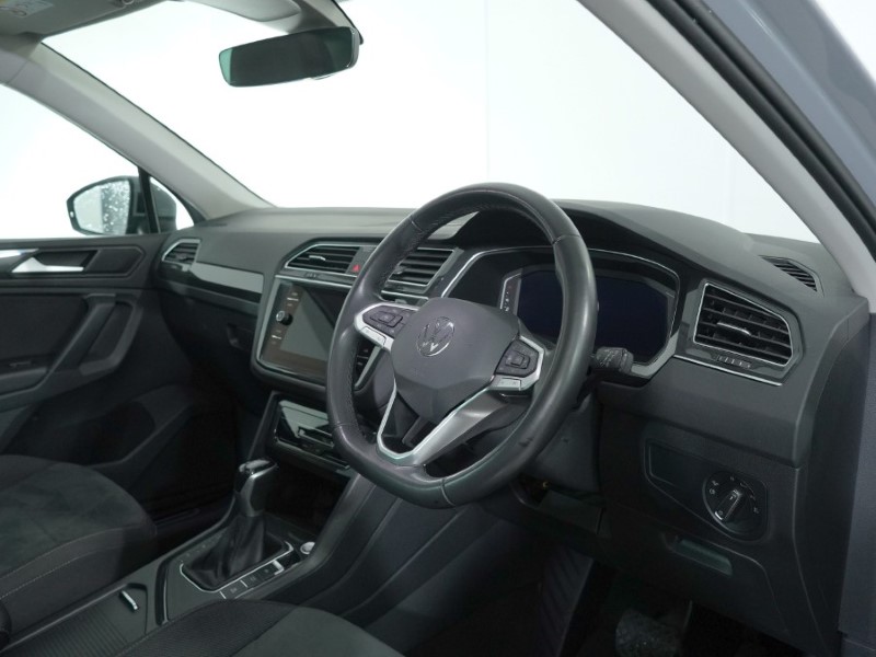 2021 (21) VOLKSWAGEN TIGUAN 1.5 TSI 150 Elegance 5dr DSG 4921493