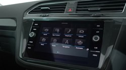 2021 (21) VOLKSWAGEN TIGUAN 1.5 TSI 150 Elegance 5dr DSG 4921525