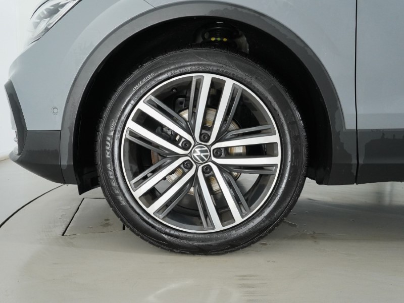 2021 (21) VOLKSWAGEN TIGUAN 1.5 TSI 150 Elegance 5dr DSG 4921500