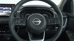 2025 (74) NISSAN QASHQAI 1.3 DiG-T MH 158 N-Connecta 5dr Xtronic 4913985