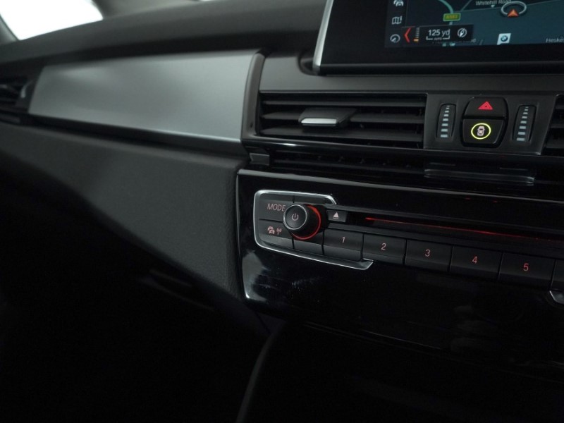 2020 (70) BMW 2 SERIES 220i SE 5dr DCT 4915226