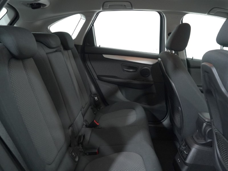 2020 (70) BMW 2 SERIES 220i SE 5dr DCT 4915215