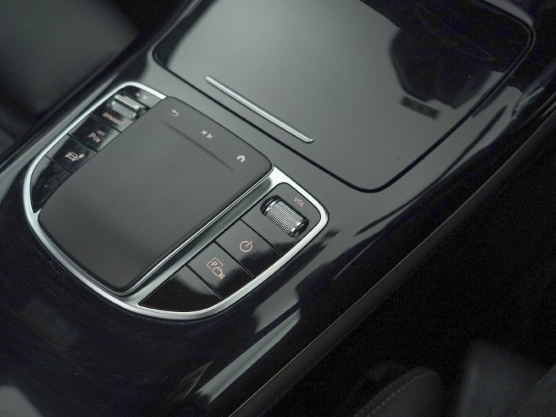 2022 (71) MERCEDES-BENZ EQC 400 300kW AMG Line Premium Plus 80kWh 5dr Auto 4922217