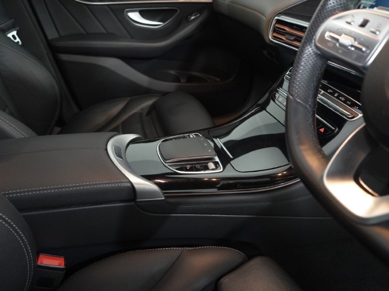 2022 (71) MERCEDES-BENZ EQC 400 300kW AMG Line Premium Plus 80kWh 5dr Auto 4922204