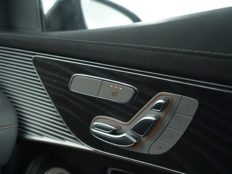 2022 (71) MERCEDES-BENZ EQC 400 300kW AMG Line Premium Plus 80kWh 5dr Auto 4922206