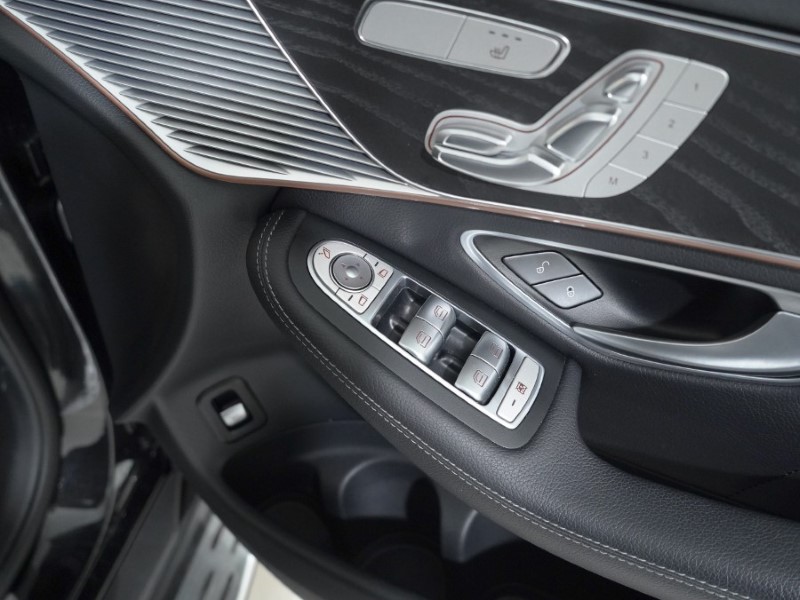 2022 (71) MERCEDES-BENZ EQC 400 300kW AMG Line Premium Plus 80kWh 5dr Auto 4922200