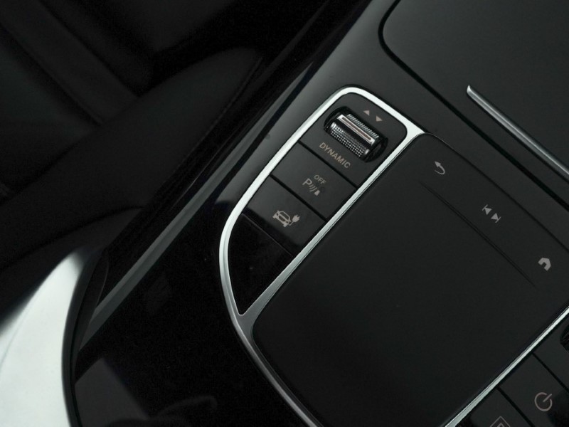 2022 (71) MERCEDES-BENZ EQC 400 300kW AMG Line Premium Plus 80kWh 5dr Auto 4922228