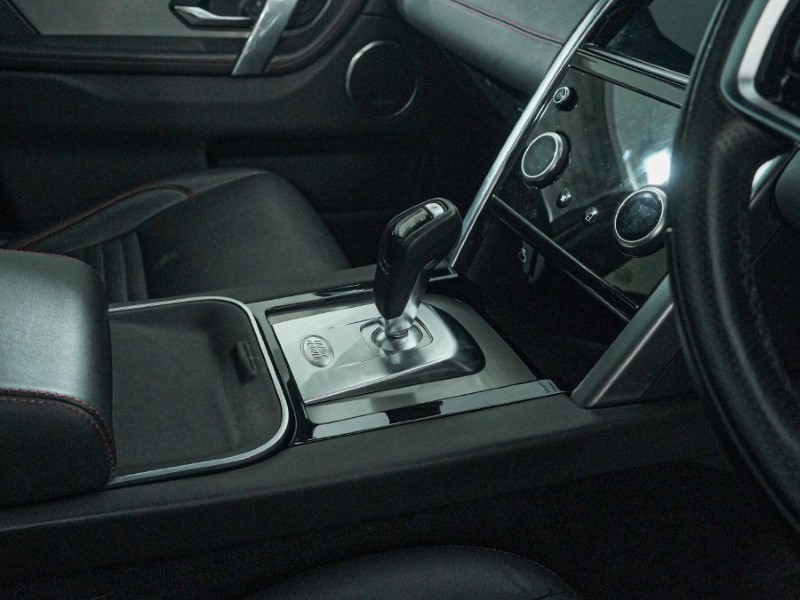 2021 (21) LAND ROVER DISCOVERY SPORT 2.0 D200 R-Dynamic HSE 5dr Auto 4923661