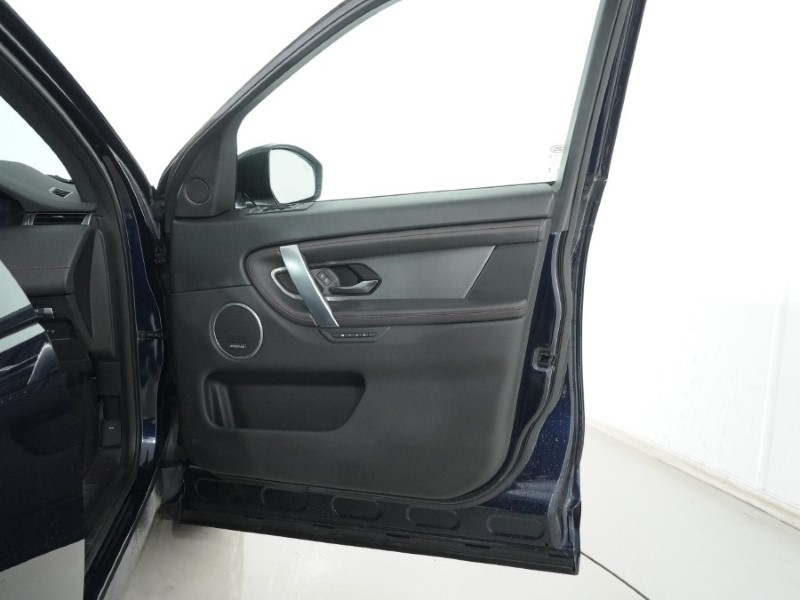 2021 (21) LAND ROVER DISCOVERY SPORT 2.0 D200 R-Dynamic HSE 5dr Auto 4923652