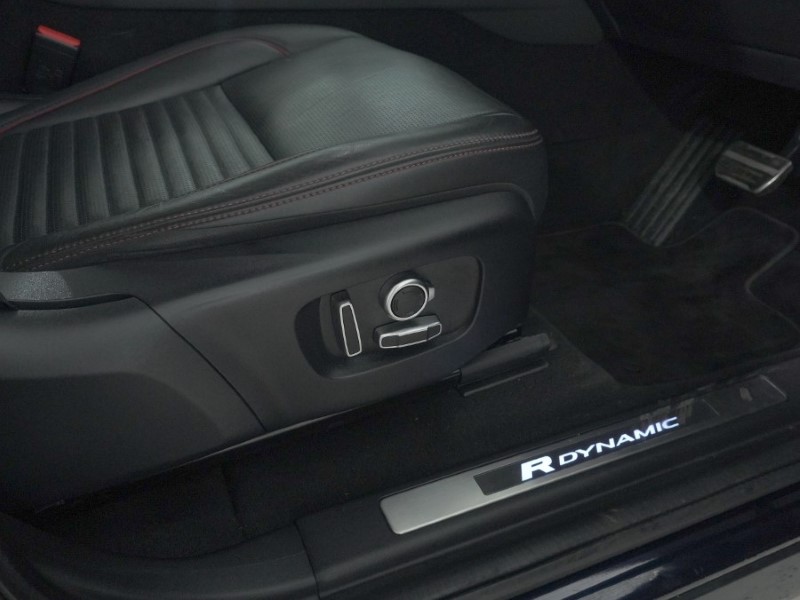 2021 (21) LAND ROVER DISCOVERY SPORT 2.0 D200 R-Dynamic HSE 5dr Auto 4923658