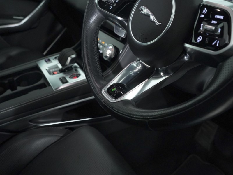 2021 (71) JAGUAR F-PACE 2.0 P400e R-Dynamic HSE 5dr Auto AWD 4936671