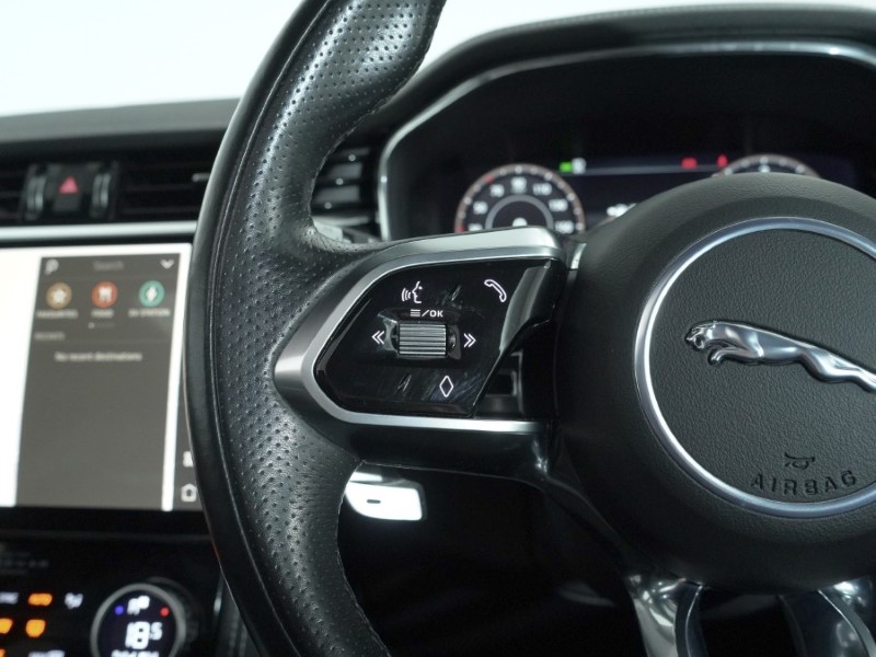 2021 (71) JAGUAR F-PACE 2.0 P400e R-Dynamic HSE 5dr Auto AWD 4936680