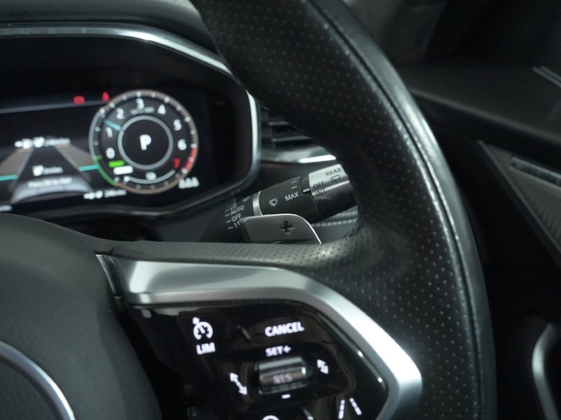 2021 (71) JAGUAR F-PACE 2.0 P400e R-Dynamic HSE 5dr Auto AWD 4936679