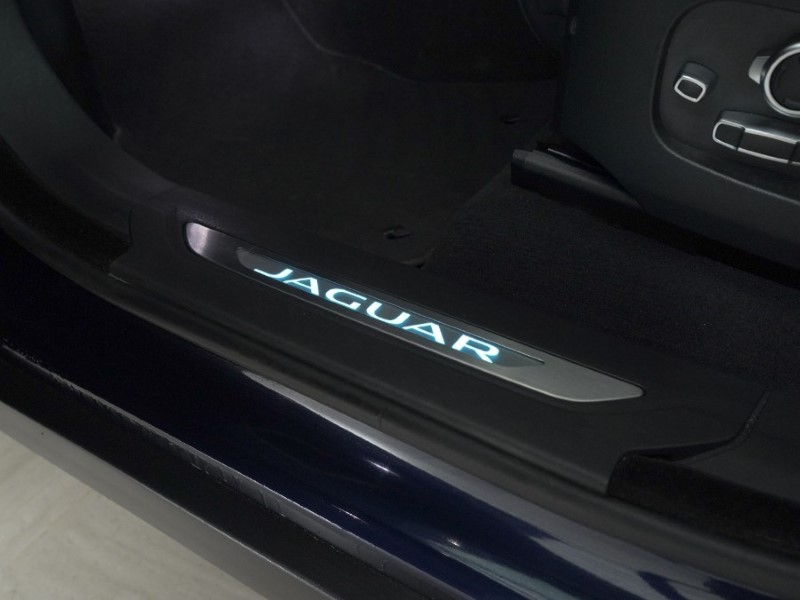 2021 (71) JAGUAR F-PACE 2.0 P400e R-Dynamic HSE 5dr Auto AWD 4936649