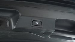 2021 (71) JAGUAR F-PACE 2.0 P400e R-Dynamic HSE 5dr Auto AWD 4936638