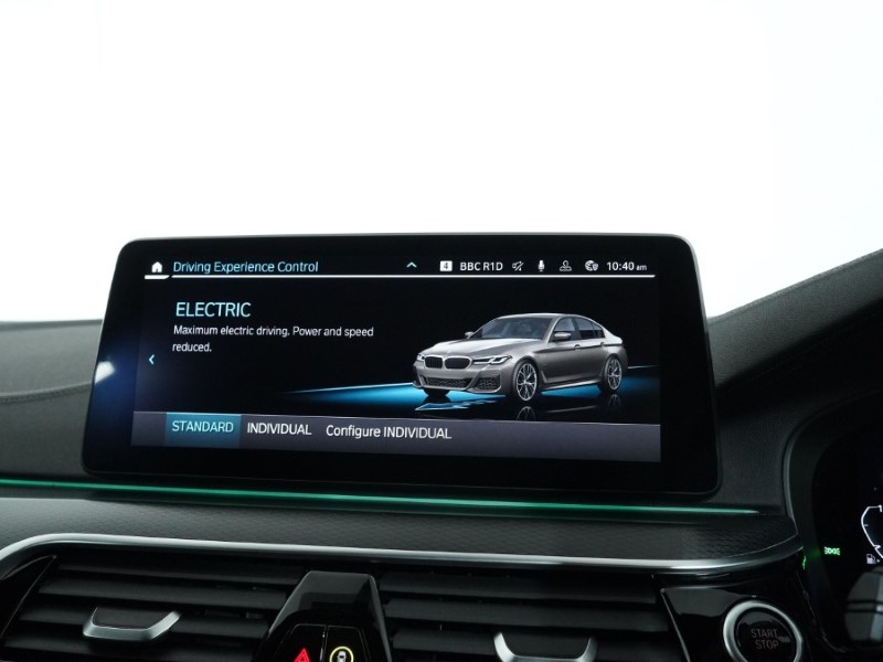 2021 (21) BMW 5 SERIES 530e M Sport 4dr Auto 4939487