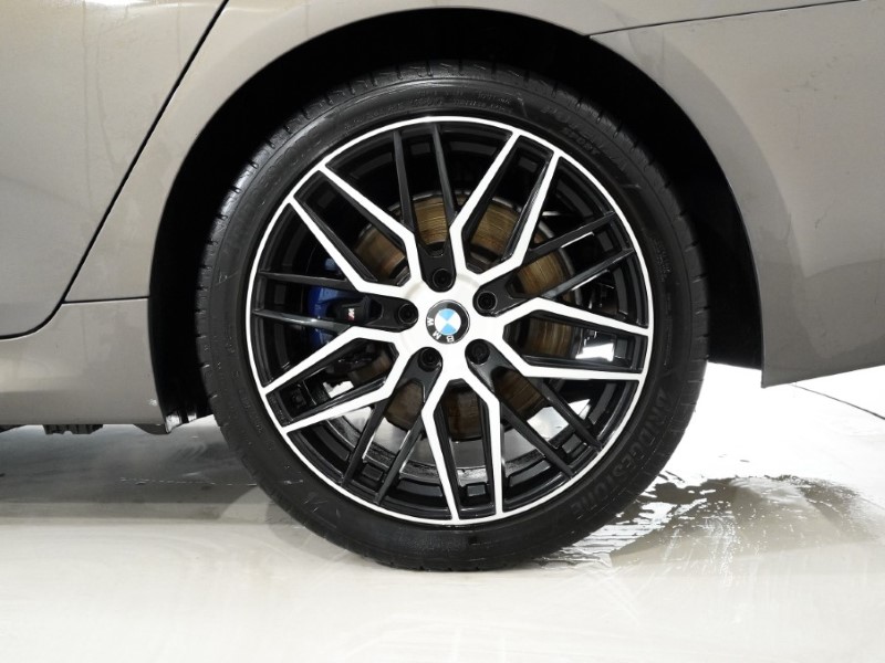 2021 (21) BMW 5 SERIES 530e M Sport 4dr Auto 4939517