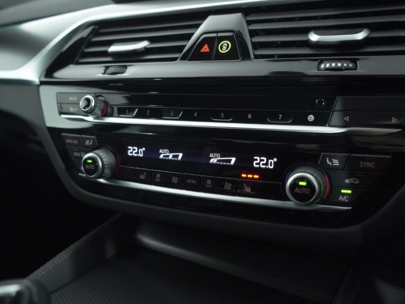 2021 (21) BMW 5 SERIES 530e M Sport 4dr Auto 4939471