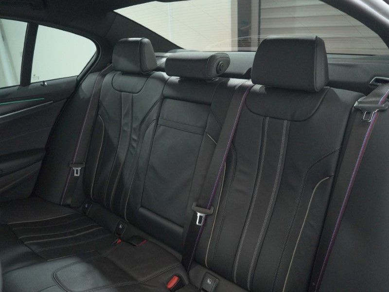 2021 (21) BMW 5 SERIES 530e M Sport 4dr Auto 4939507