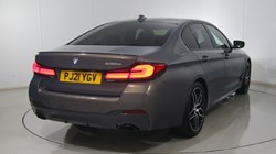 2021 (21) BMW 5 SERIES 530e M Sport 4dr Auto 4939525