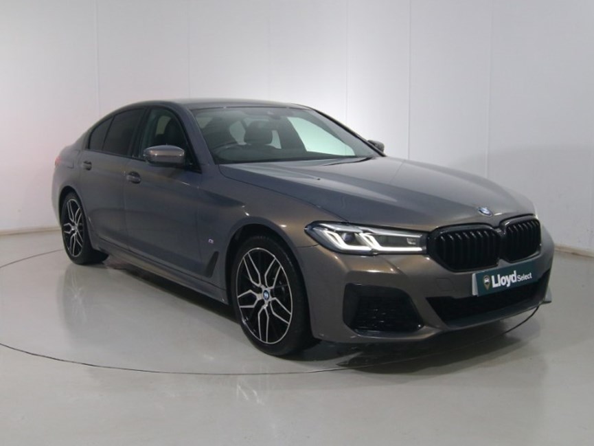 2021 (21) BMW 5 SERIES 530e M Sport 4dr Auto