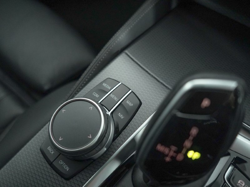 2021 (21) BMW 5 SERIES 530e M Sport 4dr Auto 4939474