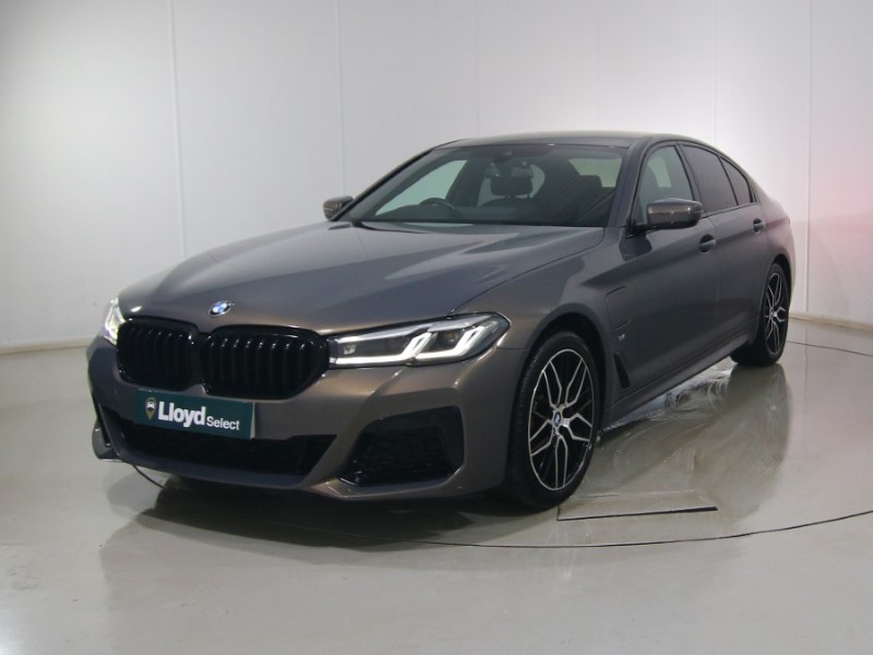 2021 (21) BMW 5 SERIES 530e M Sport 4dr Auto 4939521