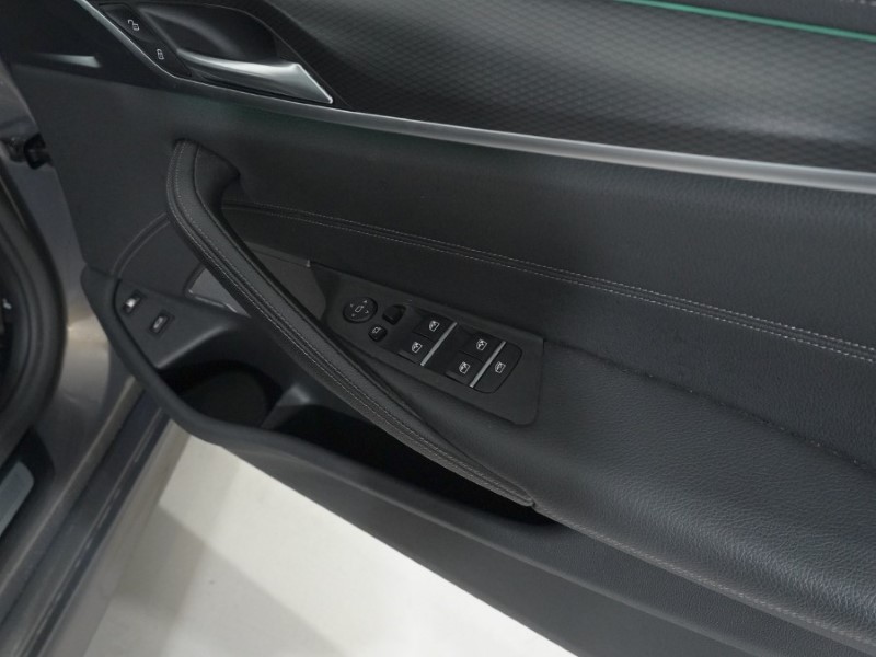 2021 (21) BMW 5 SERIES 530e M Sport 4dr Auto 4939489