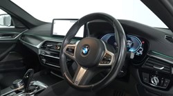2021 (21) BMW 5 SERIES 530e M Sport 4dr Auto 4939490
