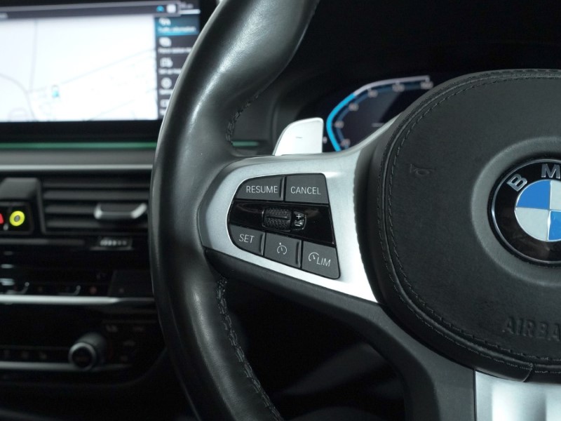 2021 (21) BMW 5 SERIES 530e M Sport 4dr Auto 4939466