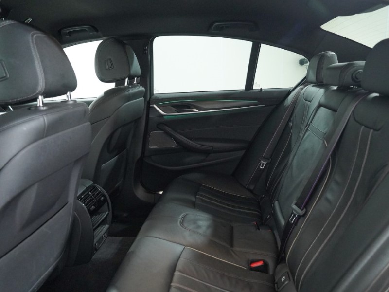 2021 (21) BMW 5 SERIES 530e M Sport 4dr Auto 4939508