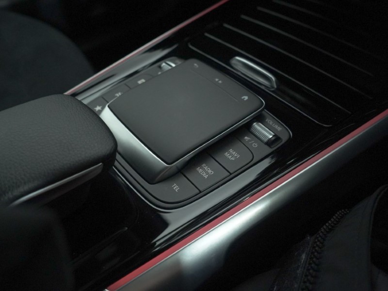 2023 (23) MERCEDES-BENZ GLB 200 AMG Line Premium 5dr 7G-Tronic 4933258