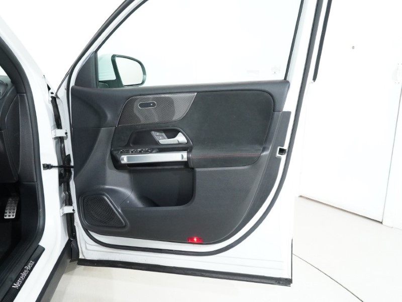 2023 (23) MERCEDES-BENZ GLB 200 AMG Line Premium 5dr 7G-Tronic 4933243