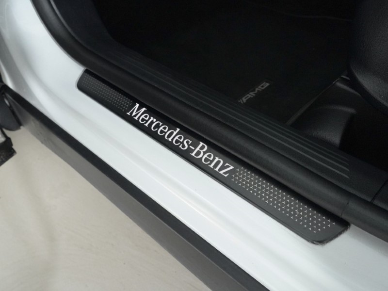 2023 (23) MERCEDES-BENZ GLB 200 AMG Line Premium 5dr 7G-Tronic 4933235