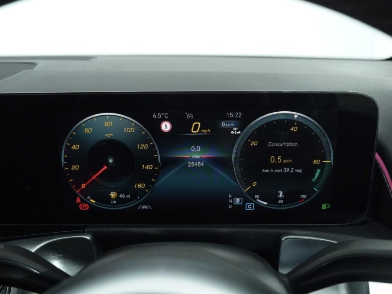 2023 (23) MERCEDES-BENZ GLB 200 AMG Line Premium 5dr 7G-Tronic 4933246