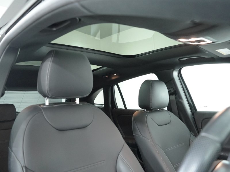 2022 (22) MERCEDES-BENZ GLA 35 4Matic Premium Plus 5dr Auto 4942290