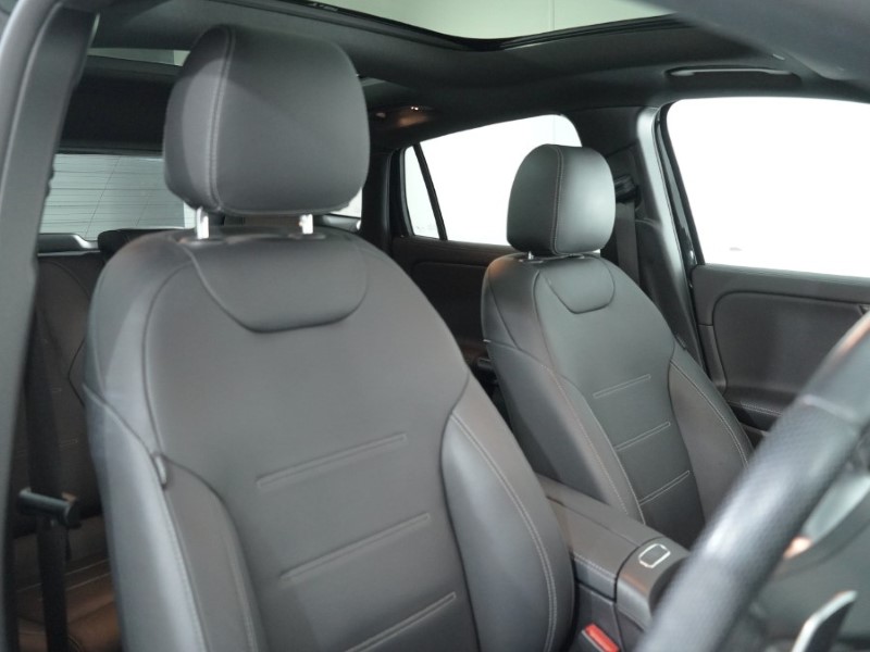 2022 (22) MERCEDES-BENZ GLA 35 4Matic Premium Plus 5dr Auto 4942289