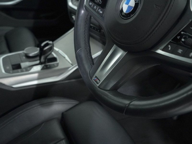 2022 (71) BMW 3 SERIES 320i M Sport 4dr Step Auto 4942411