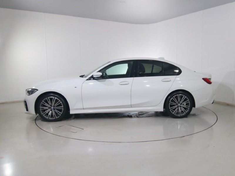 2022 (71) BMW 3 SERIES 320i M Sport 4dr Step Auto 4942460