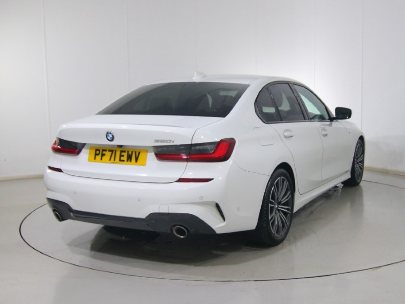 2022 (71) BMW 3 SERIES 320i M Sport 4dr Step Auto 4942463